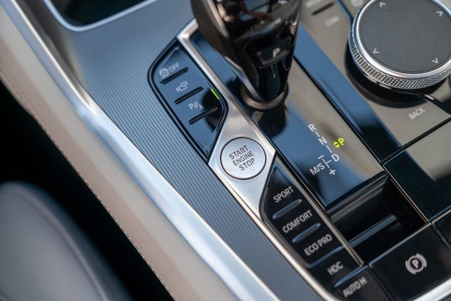 2023 BMW X6 xDrive40i