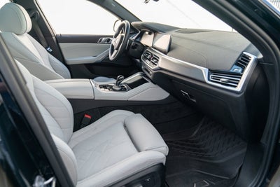2023 BMW X6 xDrive40i