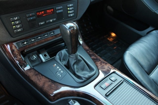 2002 BMW X5 4.6is