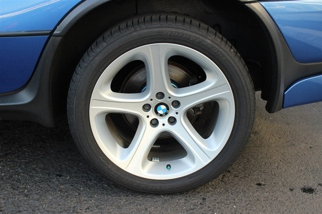 2002 BMW X5 4.6is