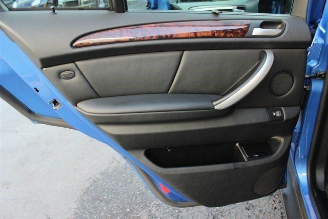 2002 BMW X5 4.6is