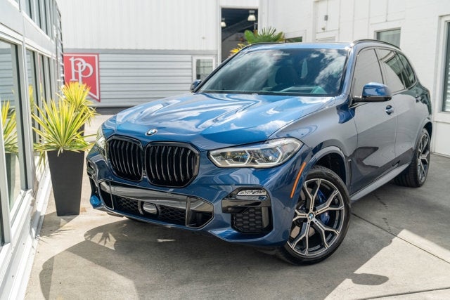 2020 BMW X5 M50i