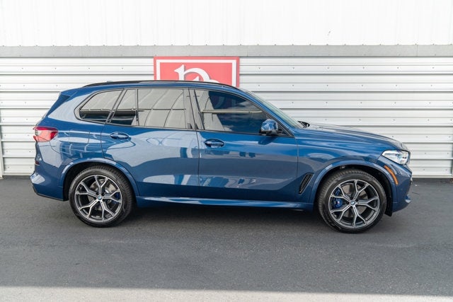 2020 BMW X5 M50i