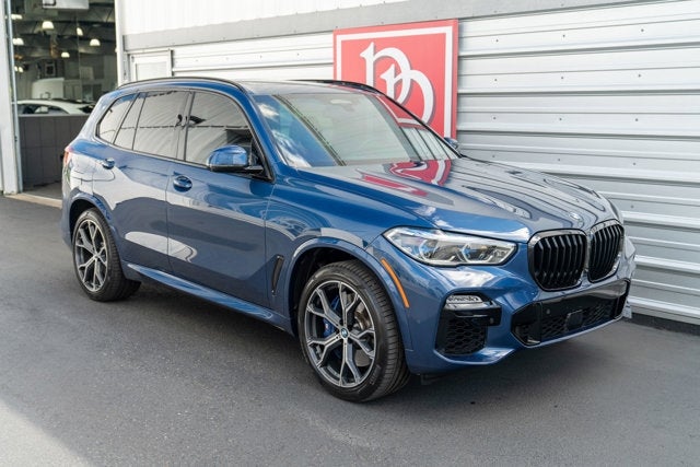2020 BMW X5 M50i