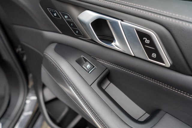2022 BMW X5 xDrive45e M-Sport