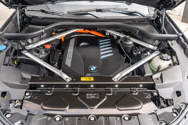 2022 BMW X5 xDrive45e M-Sport