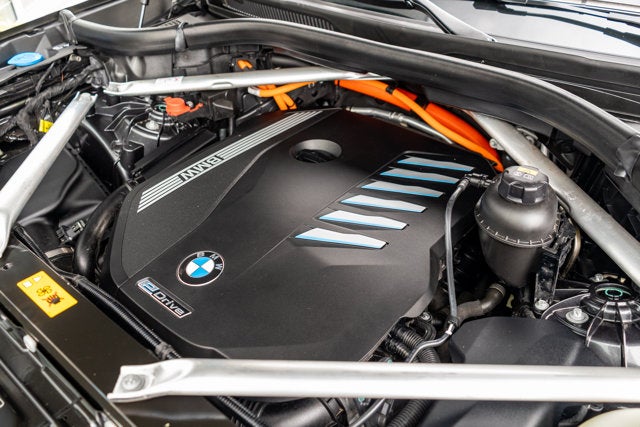 2022 BMW X5 xDrive45e M-Sport