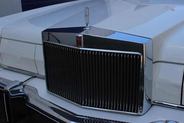 1975 Lincoln Continental Mk IV Lipstick Edition