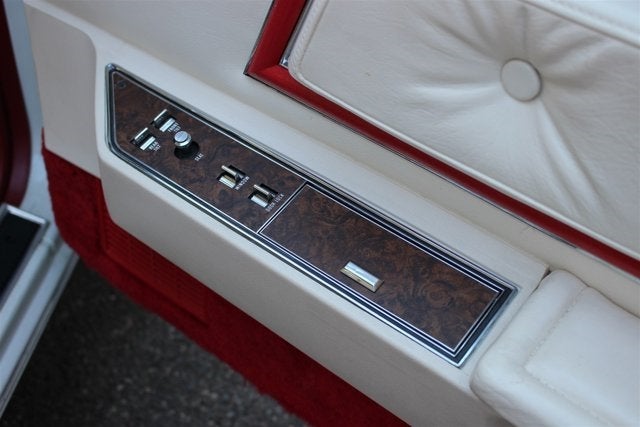 1975 Lincoln Continental Mk IV Lipstick Edition