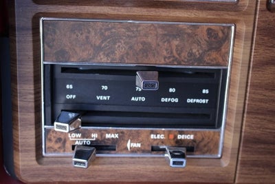 1975 Lincoln Continental Mk IV Lipstick Edition