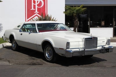 1975 Lincoln Continental Mk IV Lipstick Edition