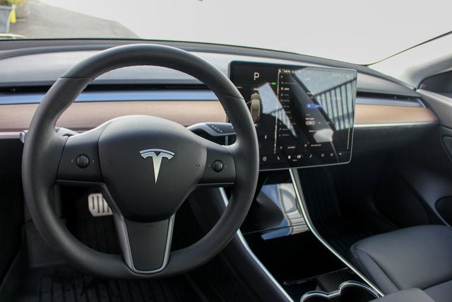 2019 Tesla Model 3 Performance