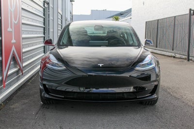 2019 Tesla Model 3 Performance