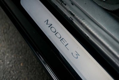 2018 Tesla Model 3 Performance