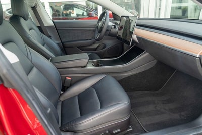 2019 Tesla Model 3 Performance