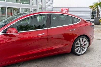 2019 Tesla Model 3 Performance