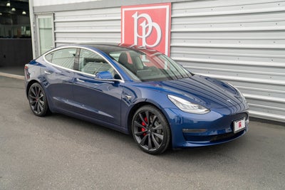 2020 Tesla Model 3 Performance