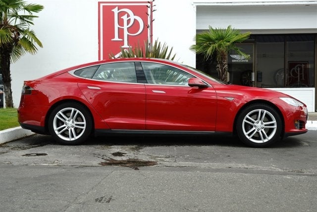 2013 Tesla Model S 4dr Sdn