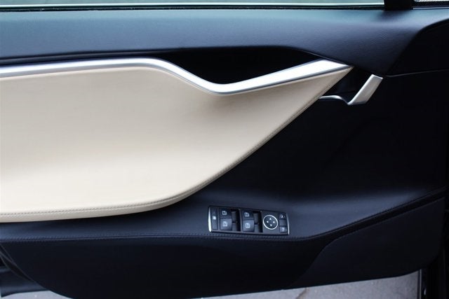 2013 Tesla Model S 4dr Sdn