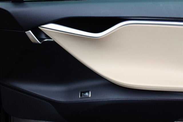 2013 Tesla Model S 4dr Sdn