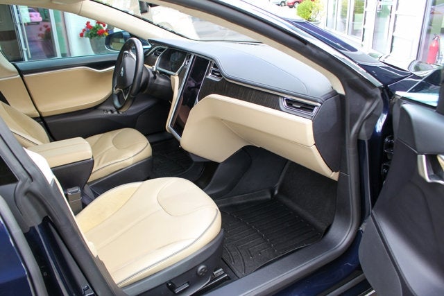 2012 Tesla Model S Performance