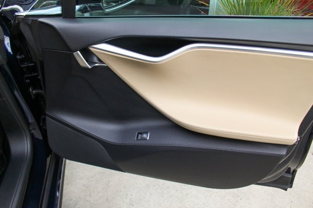 2012 Tesla Model S Performance