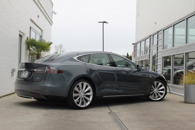 2012 Tesla Model S 85kW