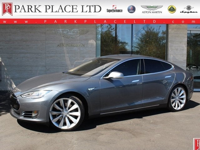 2013 Tesla Model S 85 kWh