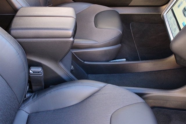 2013 Tesla Model S 85 kWh