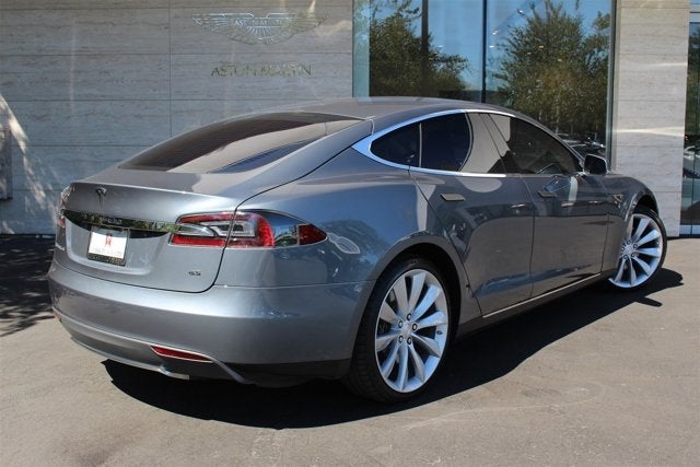 2013 Tesla Model S 85 kWh