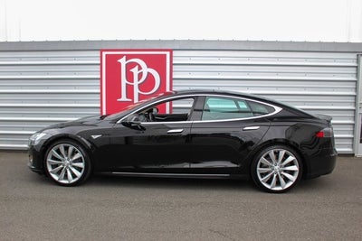 2013 Tesla Model S Performance