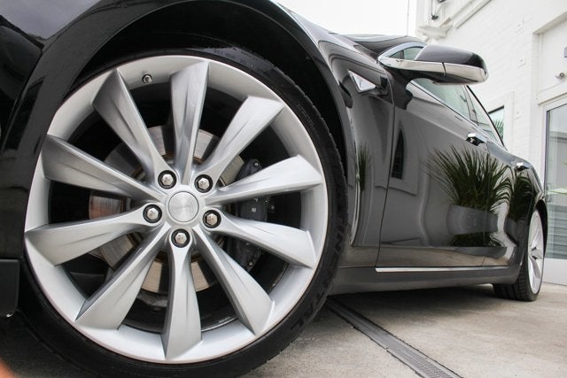 2013 Tesla Model S Performance