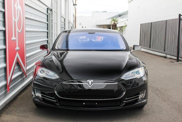 2013 Tesla Model S Performance