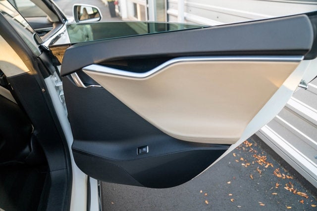 2012 Tesla Model S Founder Edition