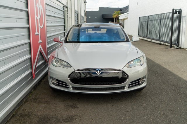 2012 Tesla Model S Signature Performance