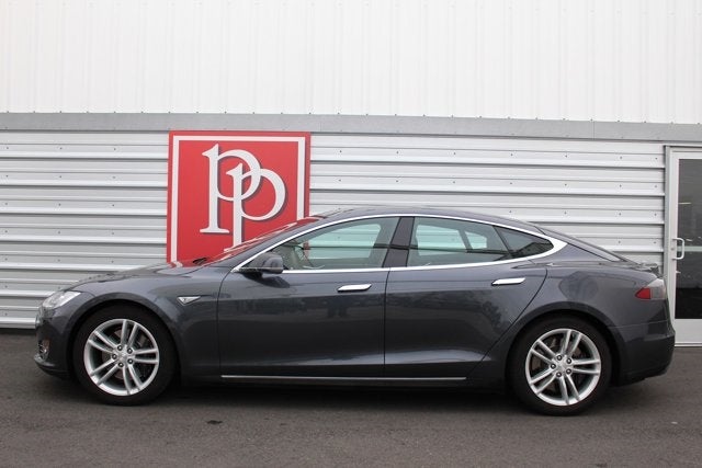 2015 Tesla Model S 85D