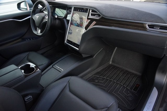 2016 Tesla Model S 70D