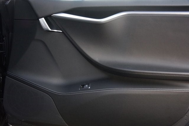 2016 Tesla Model S 70D