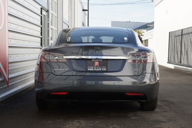 2016 Tesla Model S 70D