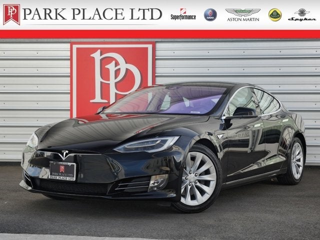 2016 Tesla Model S 90D