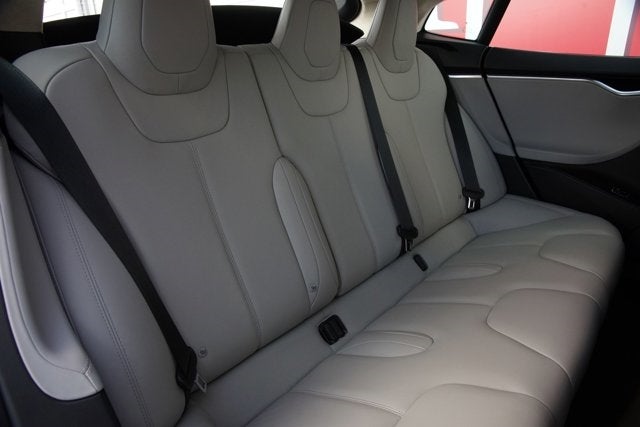 2016 Tesla Model S 90D