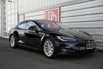 2016 Tesla Model S 90D