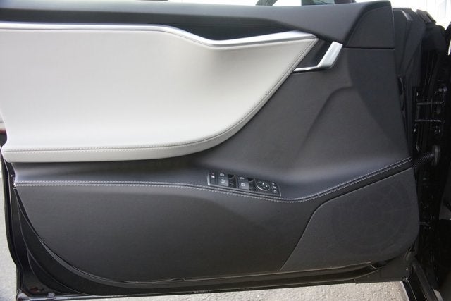 2016 Tesla Model S 90D