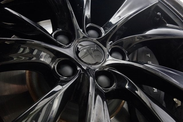 2015 Tesla Model S 85D