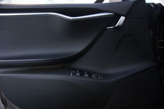 2016 Tesla Model S 90D