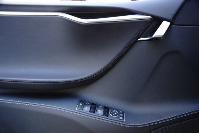 2015 Tesla Model S P90D Ludicrous Speed