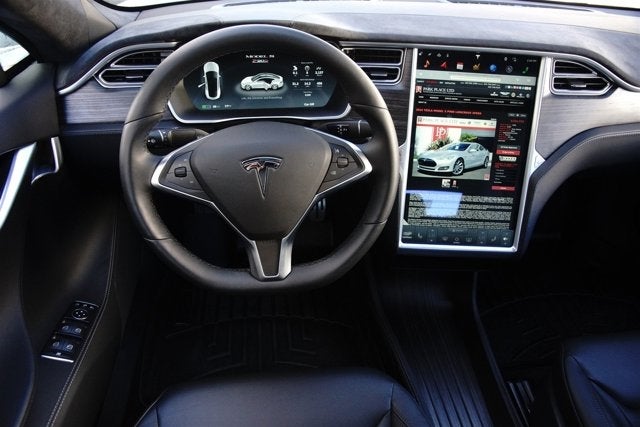 2015 Tesla Model S P90D Ludicrous Speed