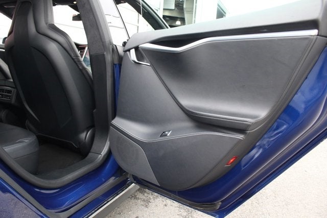 2016 Tesla Model S P90D