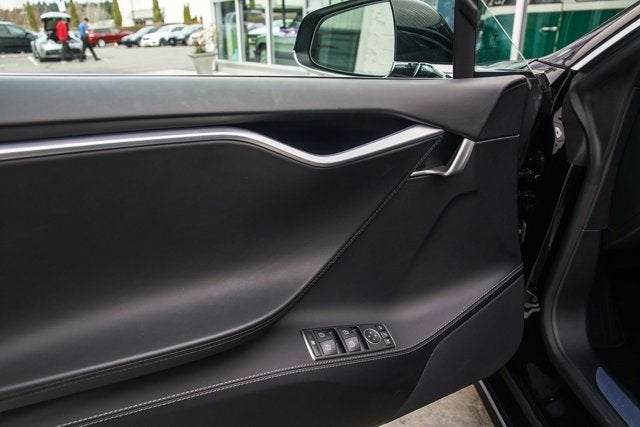 2015 Tesla Model S P90D