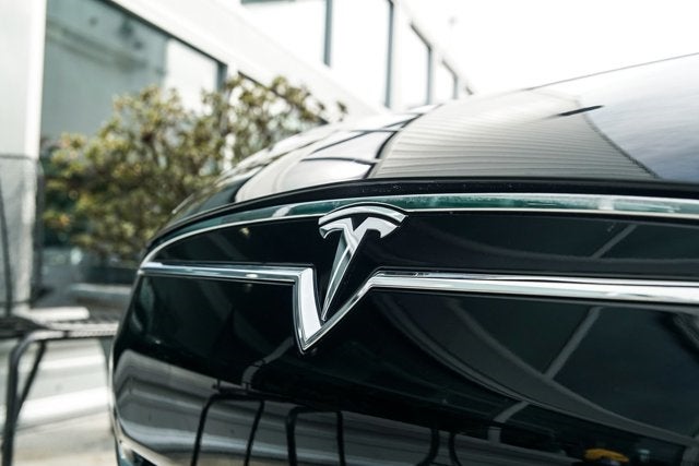 2015 Tesla Model S P90D